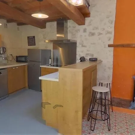 Maison De Charme Dans Le Centre Historique , Wifi Clim 6 Pers Calme Et Confort Arles